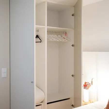 Terracotta Downtown Studio Apartment